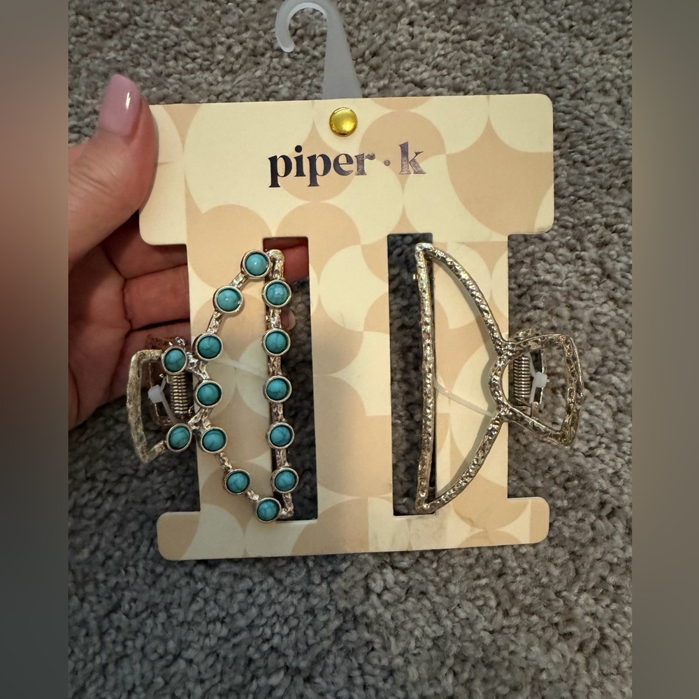 Piper K Silver Color and Turquoise Hair Clip NEW
